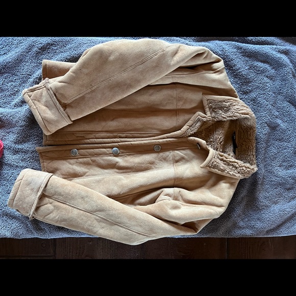 Tan suede jacket - Picture 1 of 4